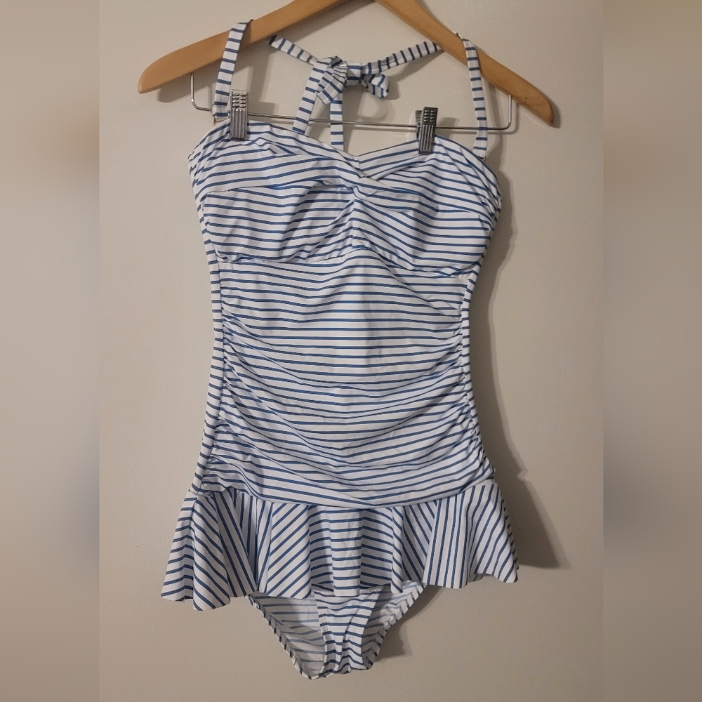 Swim suit